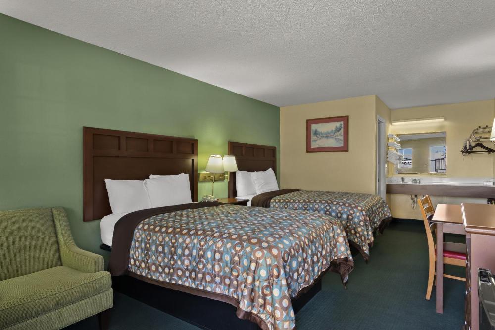 Double Room with Two Double Beds Non-Smoking interior